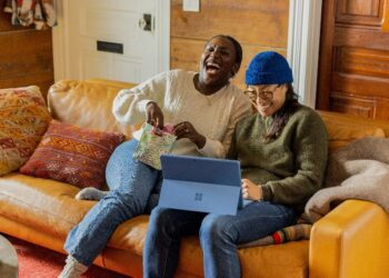 Score Major Savings on Last-Minute Gifts: Microsoft’s Countdown Sale with Discounts on Surface Copilot+ PCs, Xbox & PC Games, and More